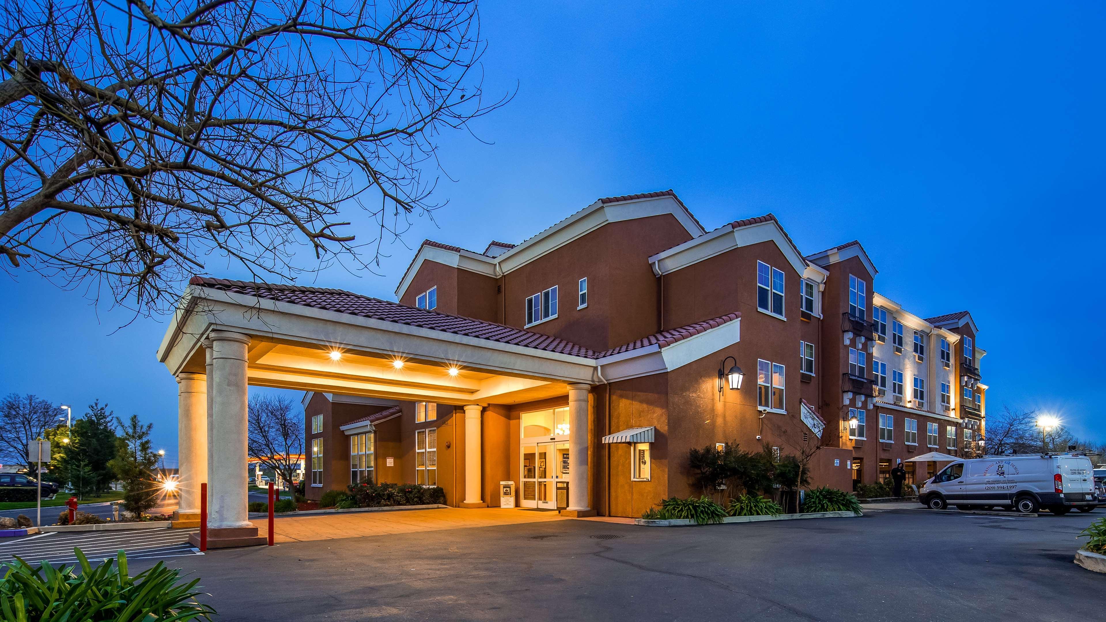 Best Western I-5 Inn & Suites Lodi Exteriör bild